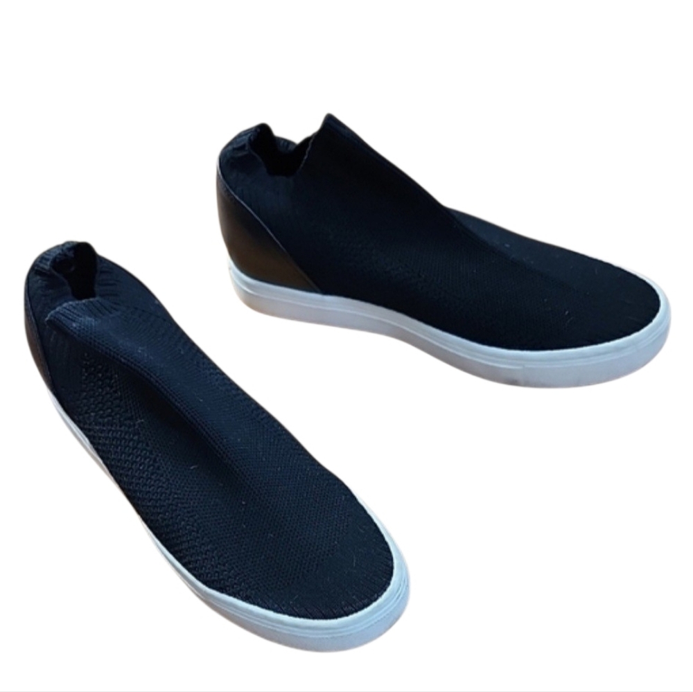 Brash Black and White Slip-On Sneakers 7
